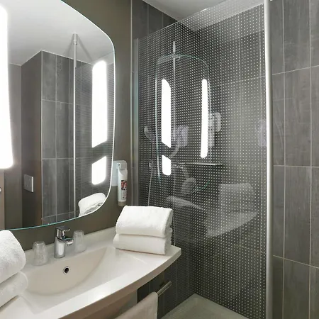Ibis Centre Gare 3* Ginevra